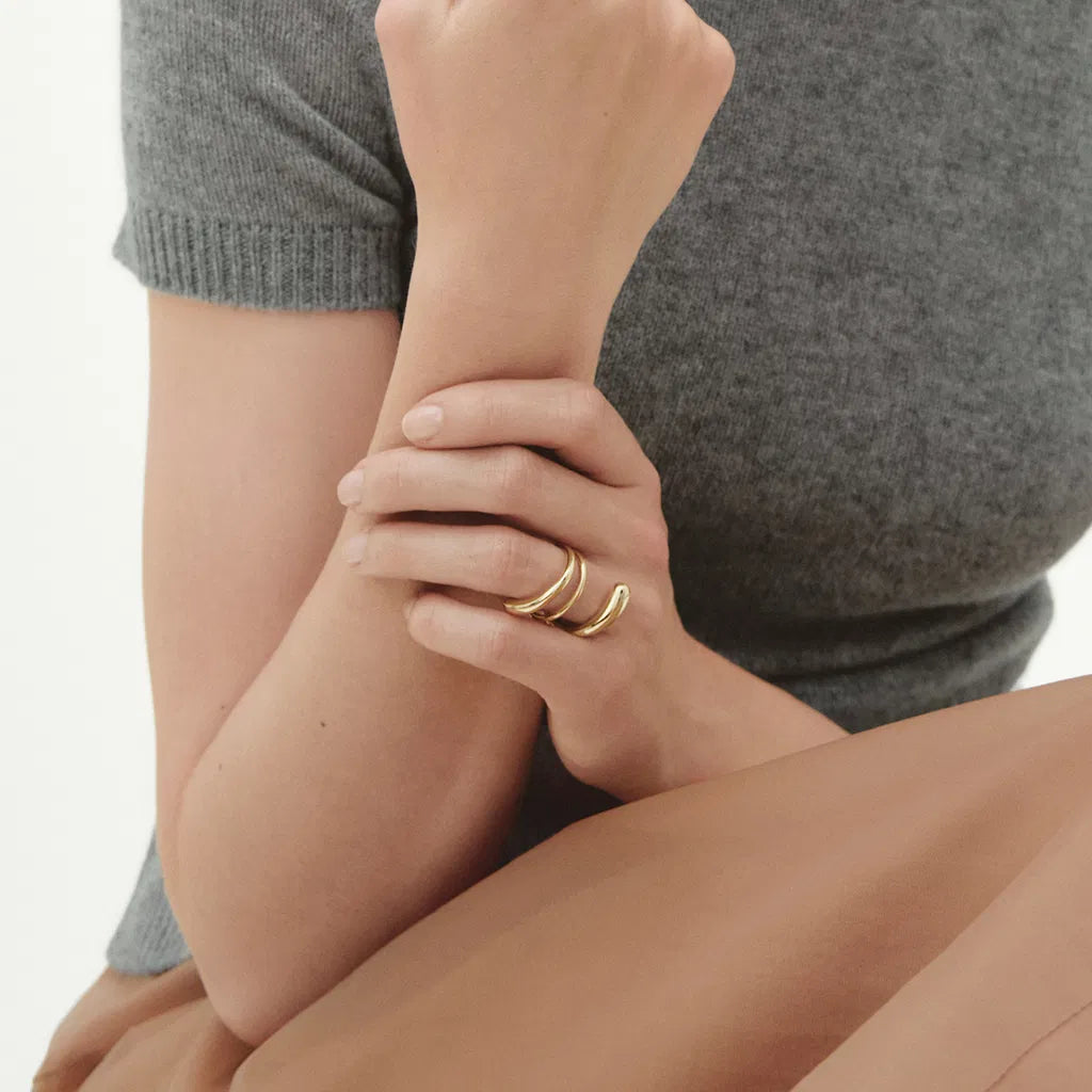 MERCY Twist Ring