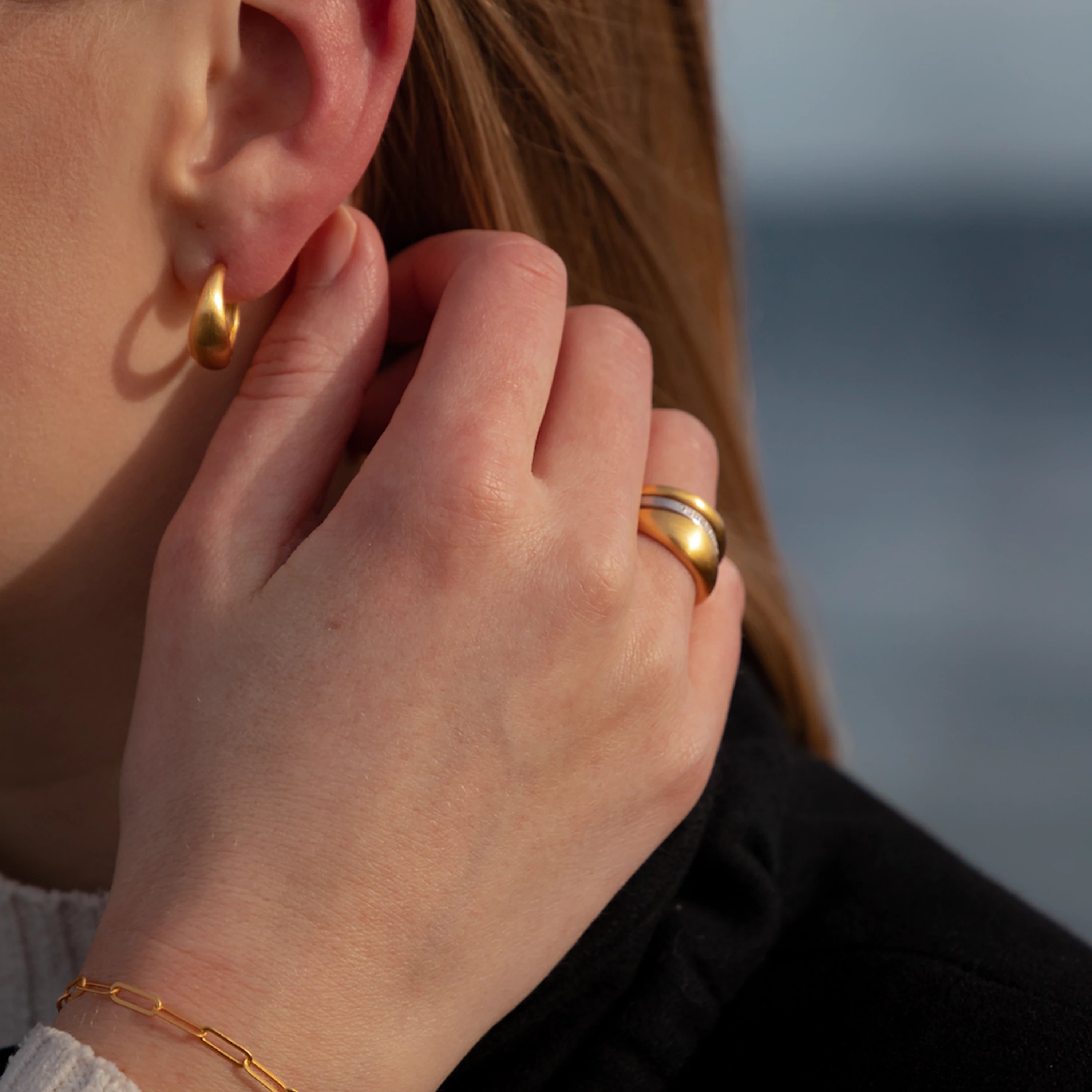 Ocean Flow forgyldte creoler, medium