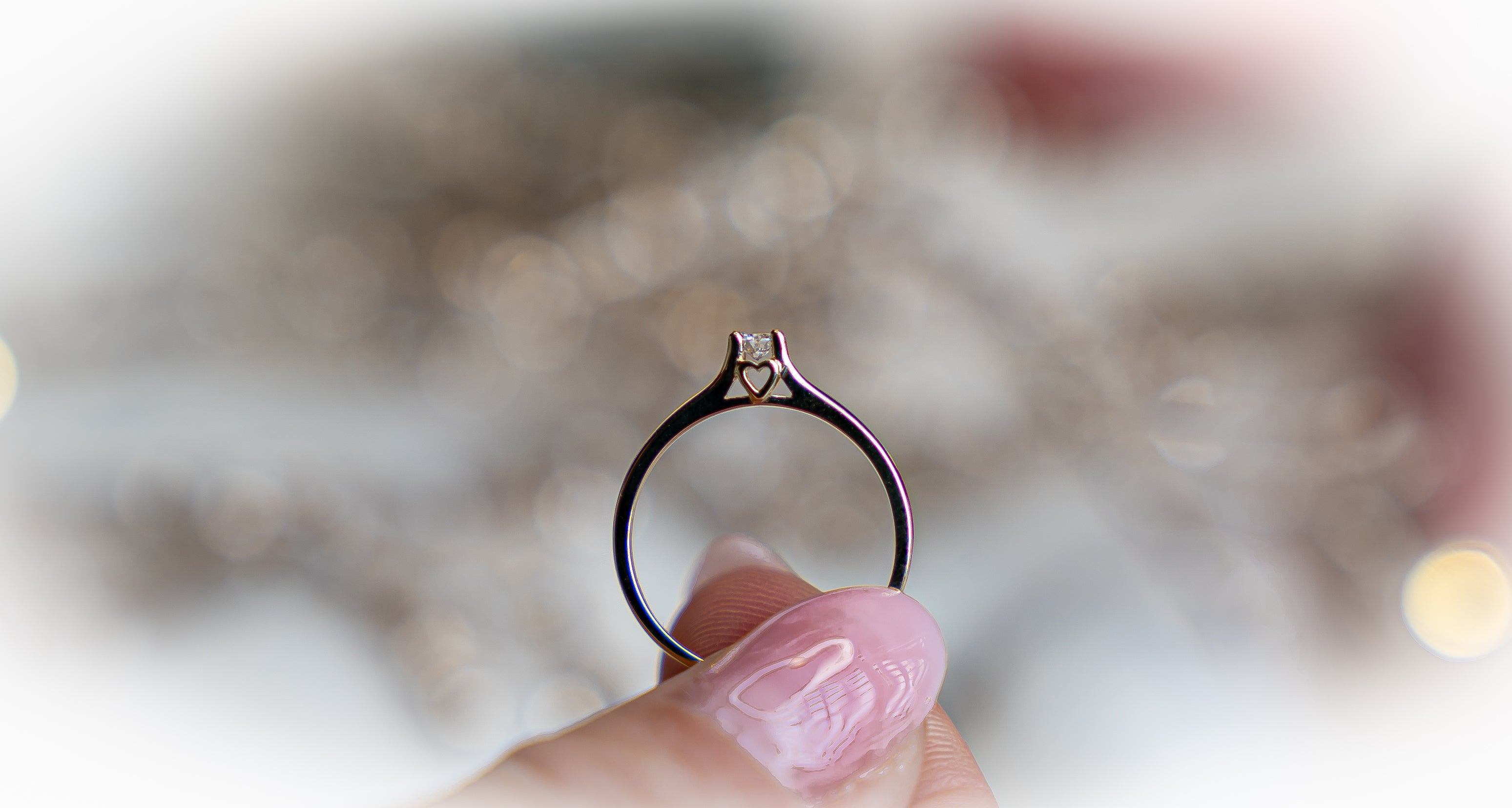 14kt brillantring m. hjerte