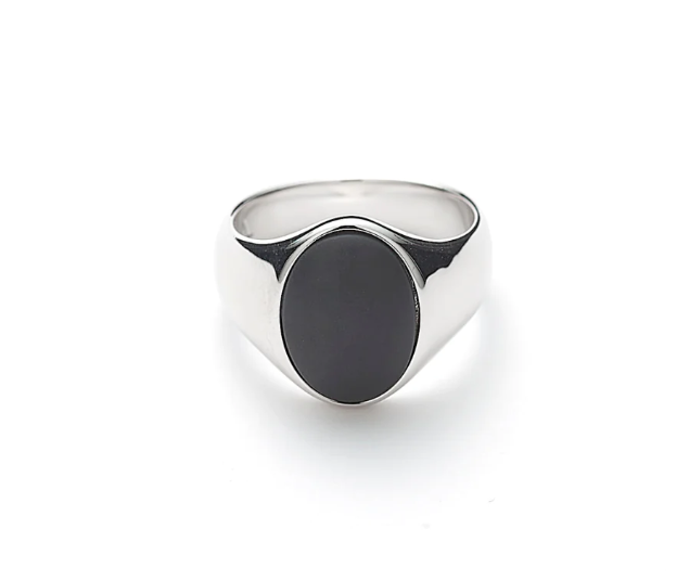 Hope Oval Signet Ring Onyx Matte